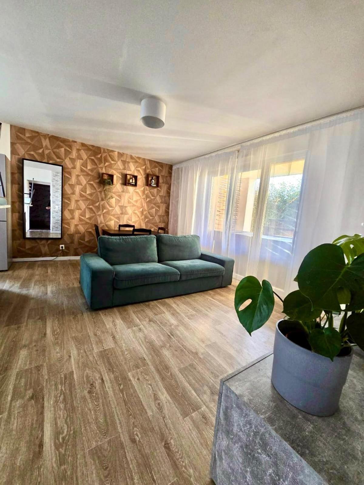 Appartement Rez De Chaussee Avec Parking Prive Орлеан Экстерьер фото